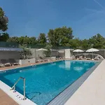 In Pjescana Uvala Mit Grosser Terrasse By Interhome Apartamento