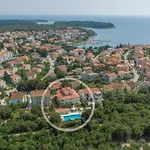 In Pjescana Uvala Mit Grosser Terrasse By Interhome * Pula